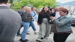 Ev hapsinde tutulan parti yöneticisi için açıklama yapan Yeni Parti İlçe Başkanına site yöneticisinden gürültü tepkisi