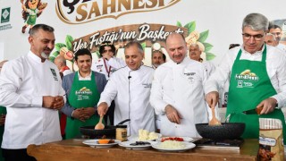 Fıstıkfest’te Protokol Mutfak Hünerlerini Sergiledi