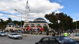 Gördes'te 100 milyon liralık cami ve Kur'an kursu hizmete açıldı