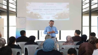 HBB'den başarılı öğrencilere burs, tablet ve mentörlük desteği