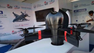 İGÜ TEKNOFEST'e jet dron projesi ve elektrik fan motorlu VTOL İHA ile katılarak dikkatleri üzerine çekti