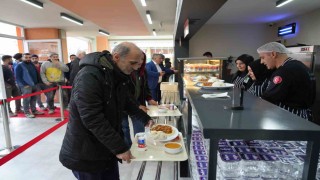 İstanbul'da örnek sosyal belediyecilik modeli: Ekmek 10 tl, yemek 55 tl, 20 bin emekliye 250 milyon TL destek