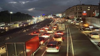 İstanbul'da trafik yoğunluğu yüzde 87'e ulaştı