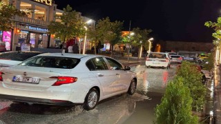 Mardin'de sağanak ve dolu etkili oldu