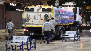 Mazgallarda binlerce izmarit temizlendi