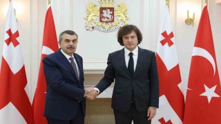 Milli Eğitim Bakanı Tekin Gürcistan Başbakanı Kobakhidze ile bir araya geldi