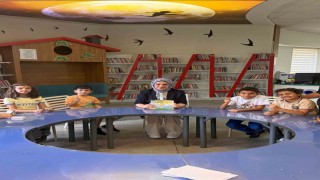Minik okurlar kitaplarla hayal dünyasına yolculuk yaptı