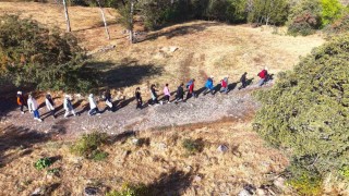 Muş'ta doğaseverler Dünya Yürüyüş Günü'nde 10 kilometre yürüdü