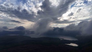 Nemrut Kalderası Milli Parkında bulutların dansı
