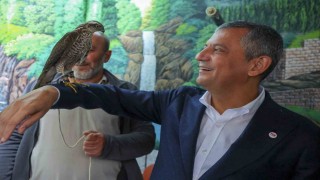 Özgür Özel, sel ve heyelan bölgesinde esnafı ziyaret etti