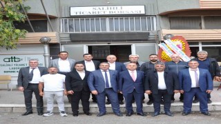 Salihli Ticaret Borsası'nda seçimi Yetiş Aksoy kazandı