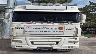 Şasesi değiştirilmiş tır yol kontrolünde yakalandı