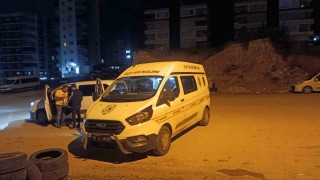 Sevgilisinin eski eşi geldi, pencereden çıkmaya çalışırken 3'üncü kattan düşerek hayatını kaybetti