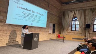 Sultangazi Yazı Akademisi'nde yetişen genç şairler 17. Uluslararası İstanbul Şiir Ve Edebiyat Festivali'ne katıldı