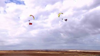 TEKNOFEST'te paramotor gösterisi