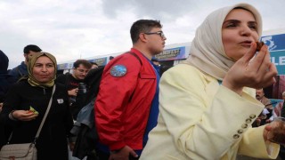 TEKNOFEST'te sıra gecesi coşkusu