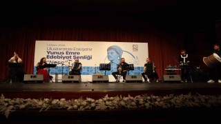 Uluslararası Eskişehir Yunus Emre Edebiyat Şenliği muhteşem bir açılışla başladı