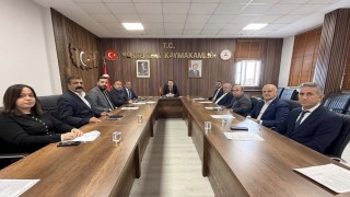 Yüksekova'da ihtiyaç sahibi 1930 aileye destek