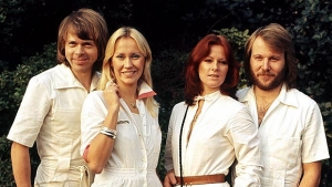 Abba - Gimme! Gimme! Gimme!